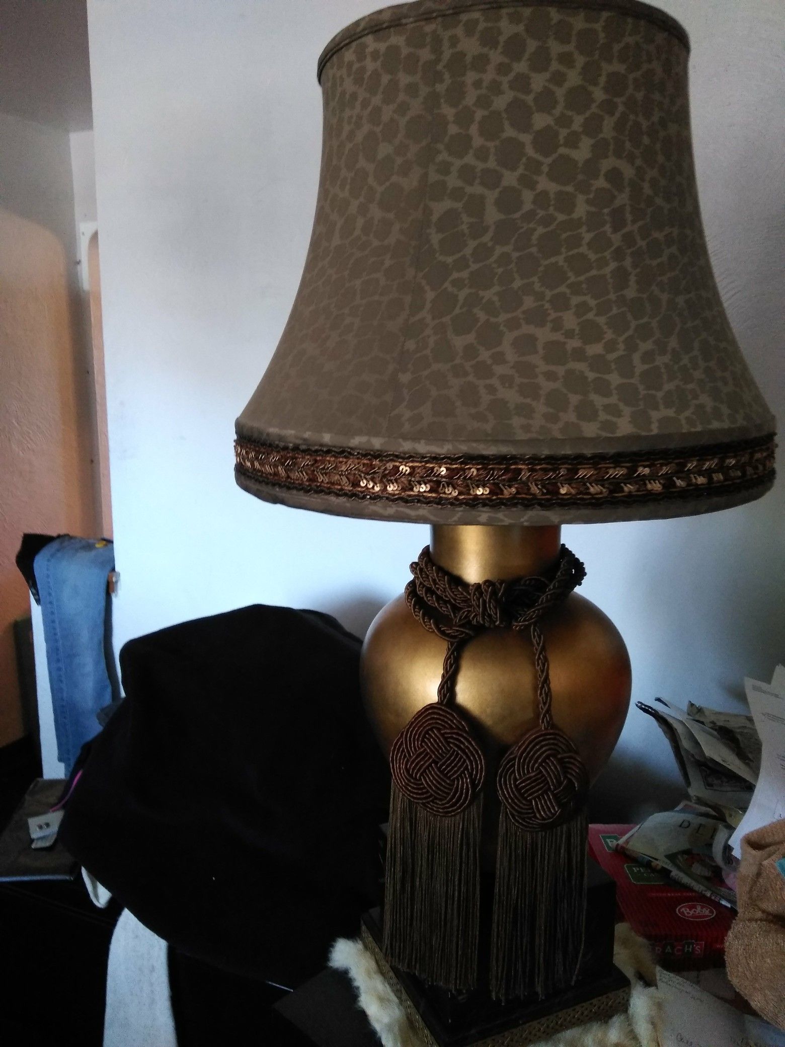 3 way bulb lamp Classy/leopard shade