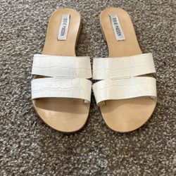 Steve Madden Sandals Size 8