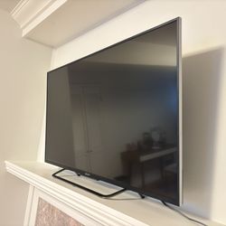 Sony 40” Smart TV