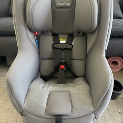 Nuna Rava Covertible Car Seat