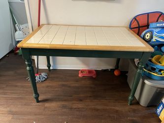 Table And Chair 