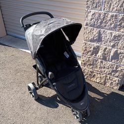 Chicco Viaro Stroller (Black)