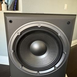 JBL E150P 10" Powered Subwoofer - Northridge E Series (250W Peak)