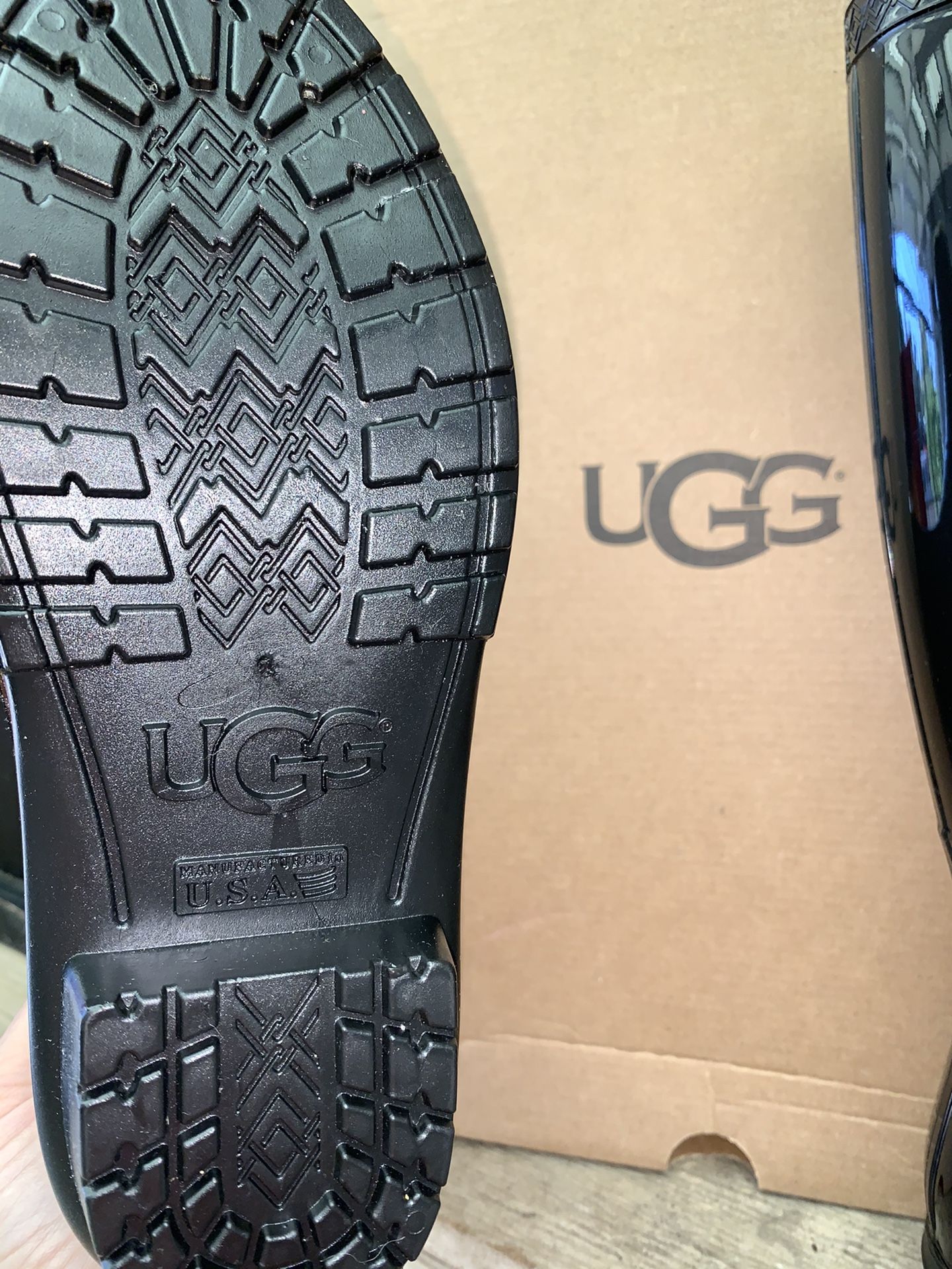 NEW • Black UGG Rainboot - 6