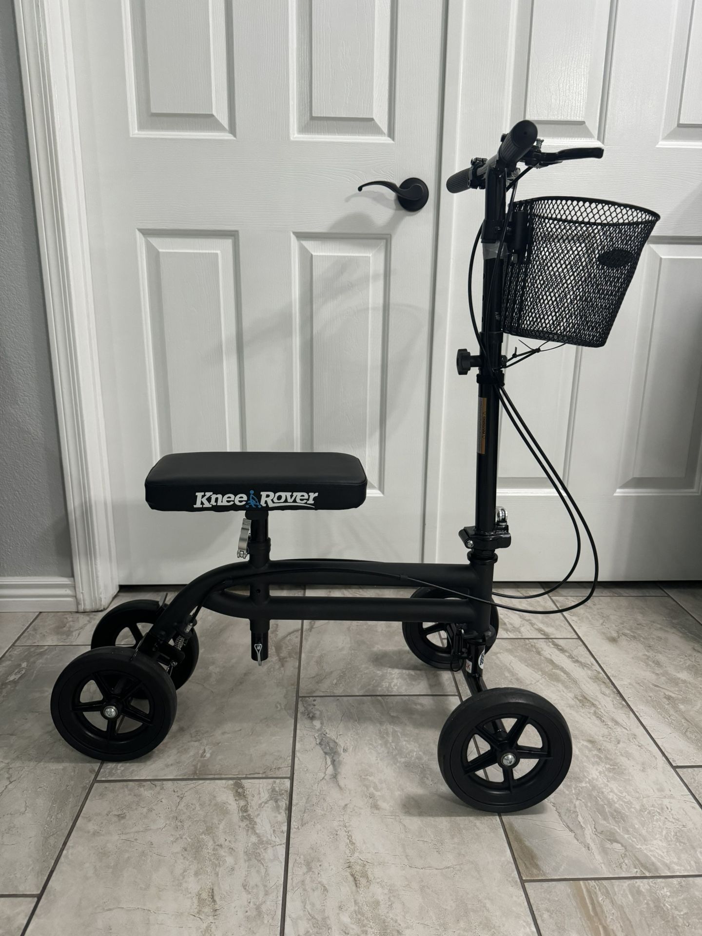 KneeRover Foldable & Adjustable Knee Scooter