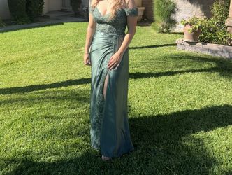 Eucalyptus off shoulder dress