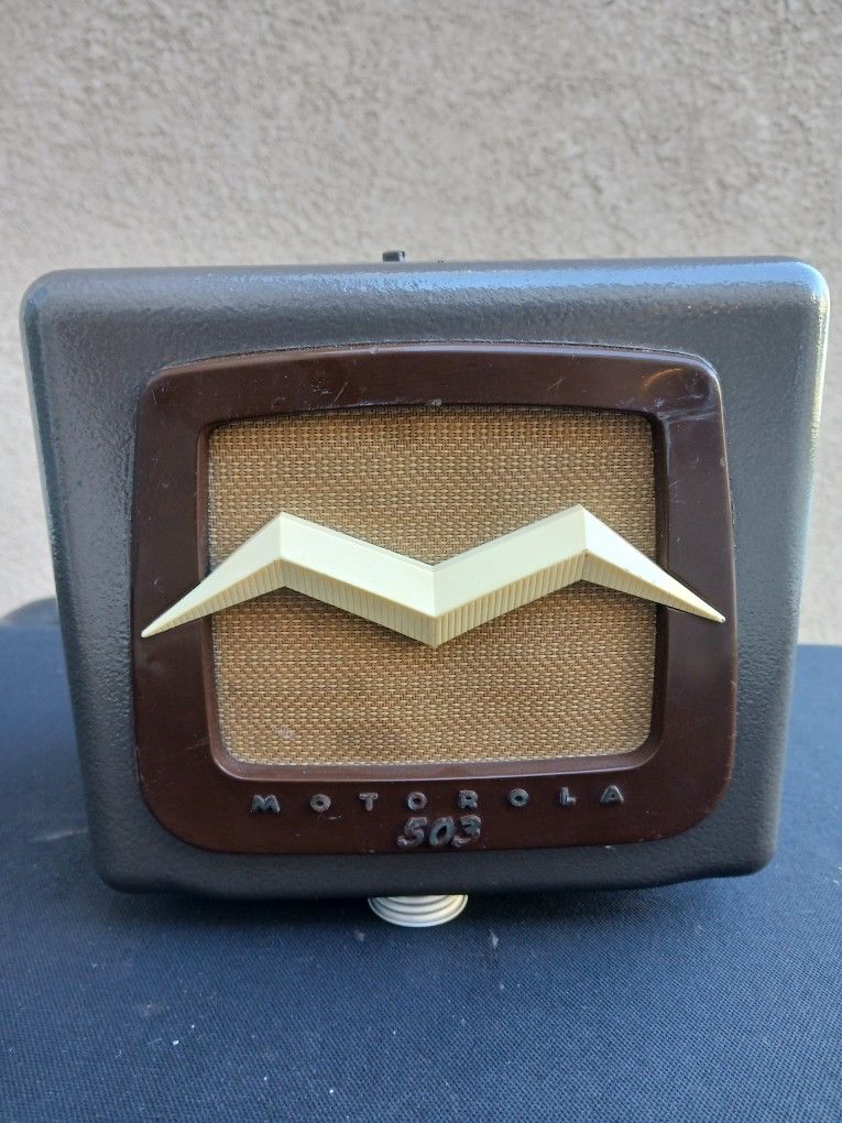 1953 MOTOROLA BLUETOOTH SPEAKER MODEL 503