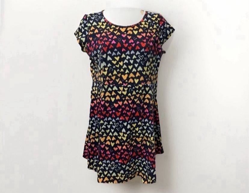 Bundle Of 2 Girl Dresses Size 14 Plus XL Youth Stretch Rainbow Dresses Multicolor Hearts 💕