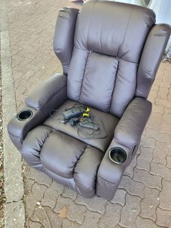 Electric lift recliner