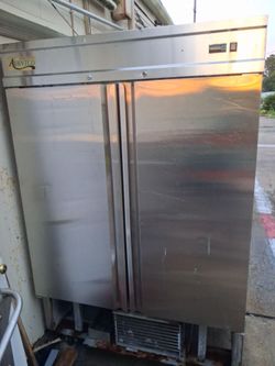 Avantco 2-Door Stainless Steel Commercial Refrigerator