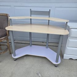 Desk For Free 
