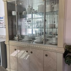 🎁Beautiful Cabinet with template glass doors- made in Italy🎁