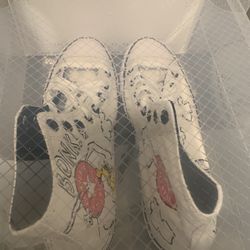 Snoopy & Woodstock Peanuts Converse Size 11.5