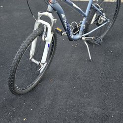 Schwinn Mountain Bike Size 26, 21 Speed