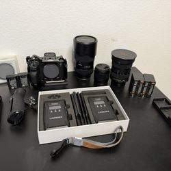 Sony A7IV Bundle