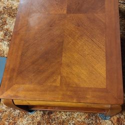 Coffee Table With Lift 