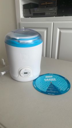 Dash Greek Yogurt Maker