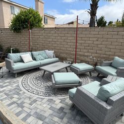 Patio Furniture Set- 7 Piece ***PENDING SALE***