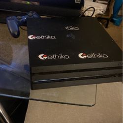 PS4 