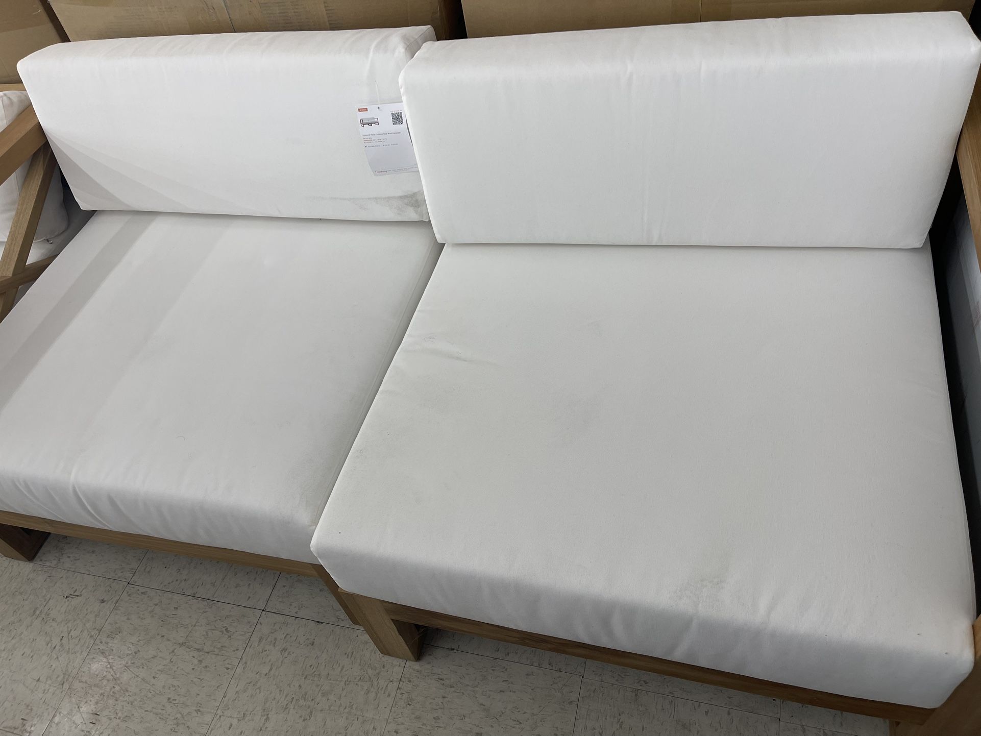 Outdoor Sofa & 2 Chairs Sold As Is CASH