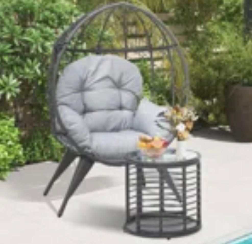 Egg Chair With End Table By Dakota