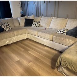 FOR SALE: Large Sectional Sofa – $500 OBO