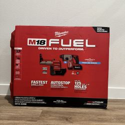 Milwaukee Rotary Hammer With Vacuum