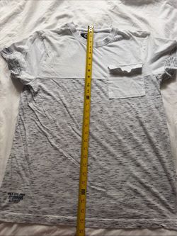 akademiks Men's Gray Abstract Pocket T-Shirt Size Medium