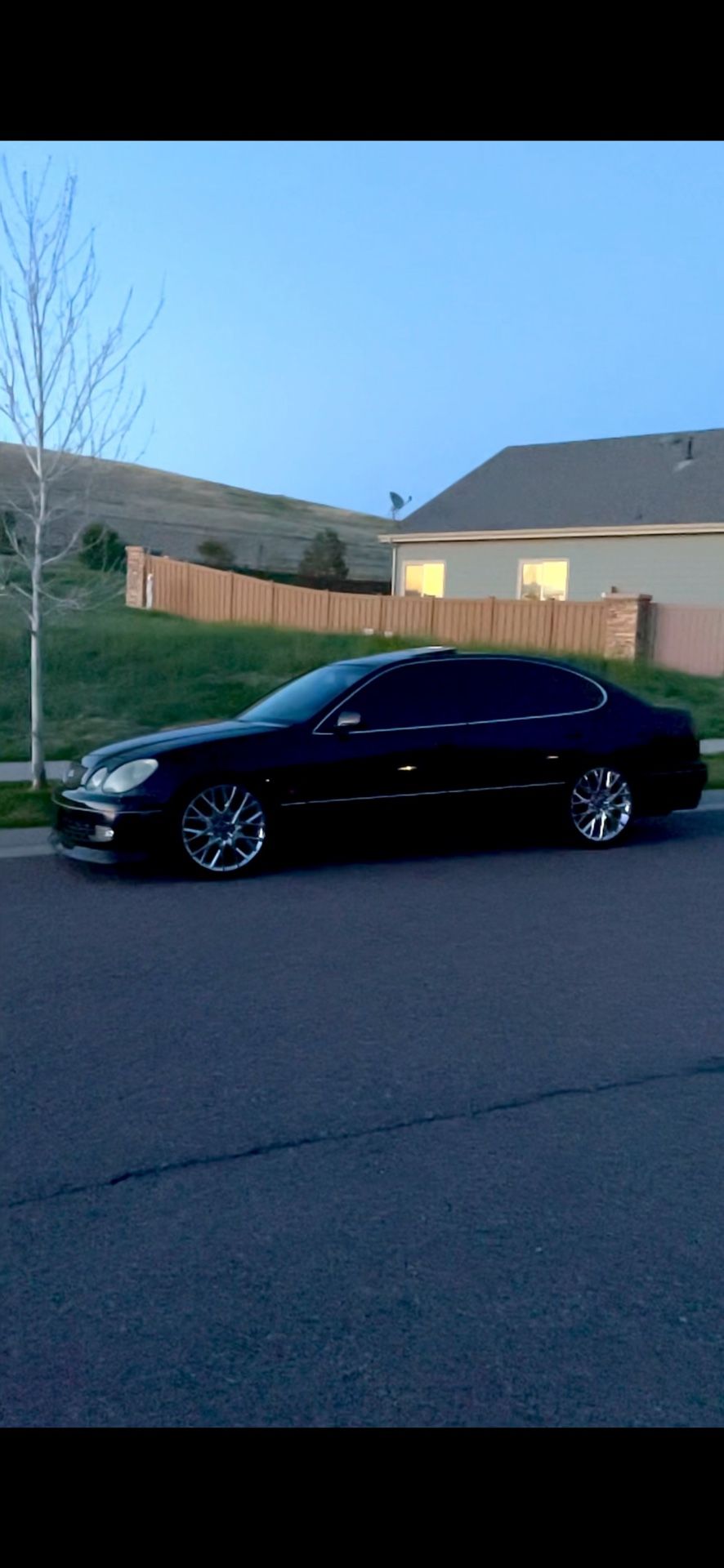 2001 GS430