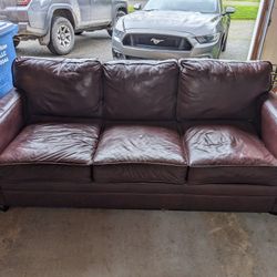 Free Sleeper Couch