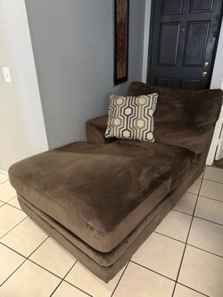 Sofa chaise