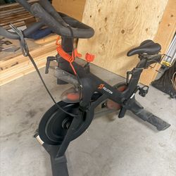 Peloton Bike (no Screen)