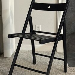 Foldable Modern Chair 
