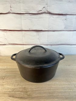 Lodge Cast Iron Dutch Oven Pot W/ Lid