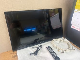 32” Element Flat Screen TV with Remote. ELEFT326.