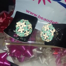 NW LARGE CRYSTAL  PASTELS COLOR FLOWERS ENAMEL SILVER TONE RING SZ M/L USA 7/7.5