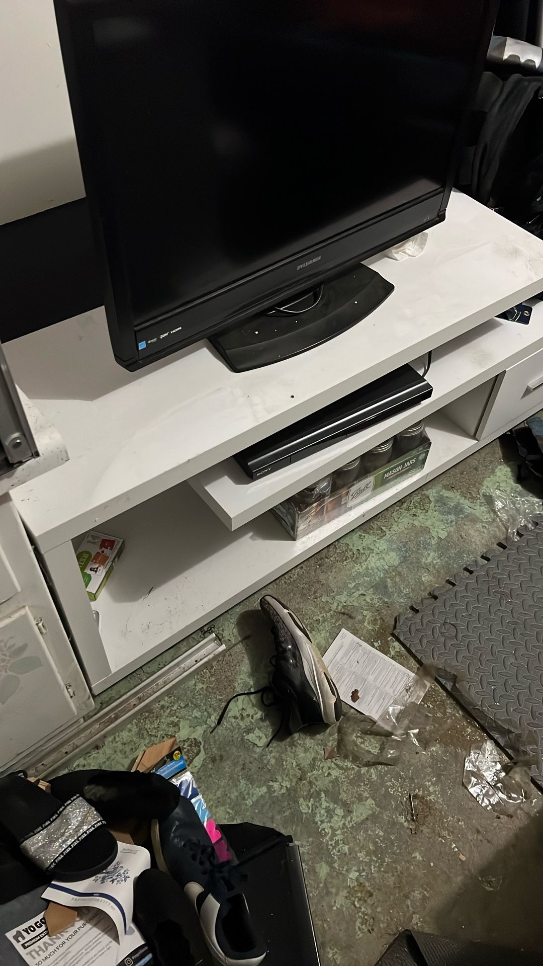 20$ Entertainment Center White