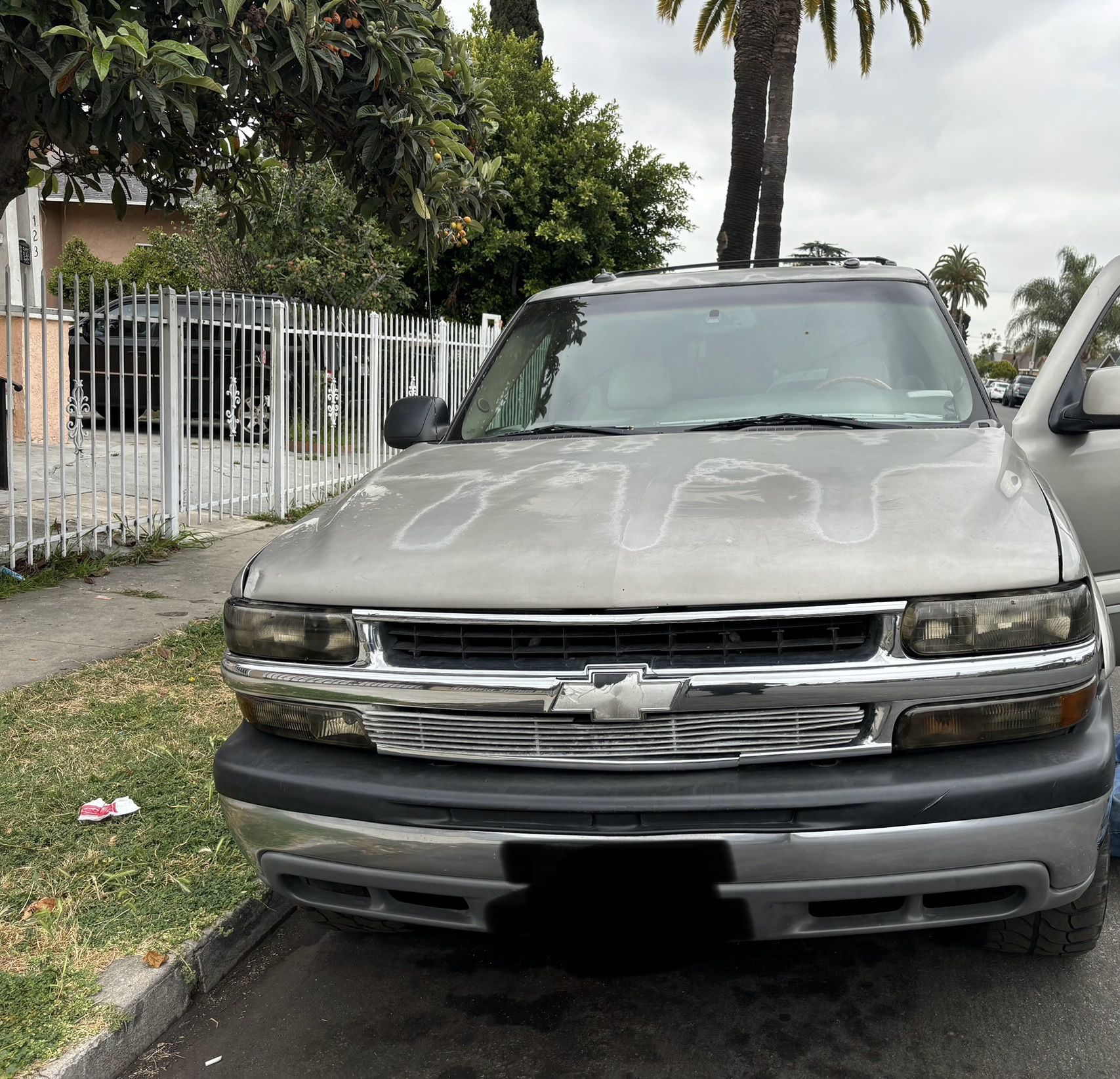 2004 Chevy Tahoe Selling Parts (parting Out)