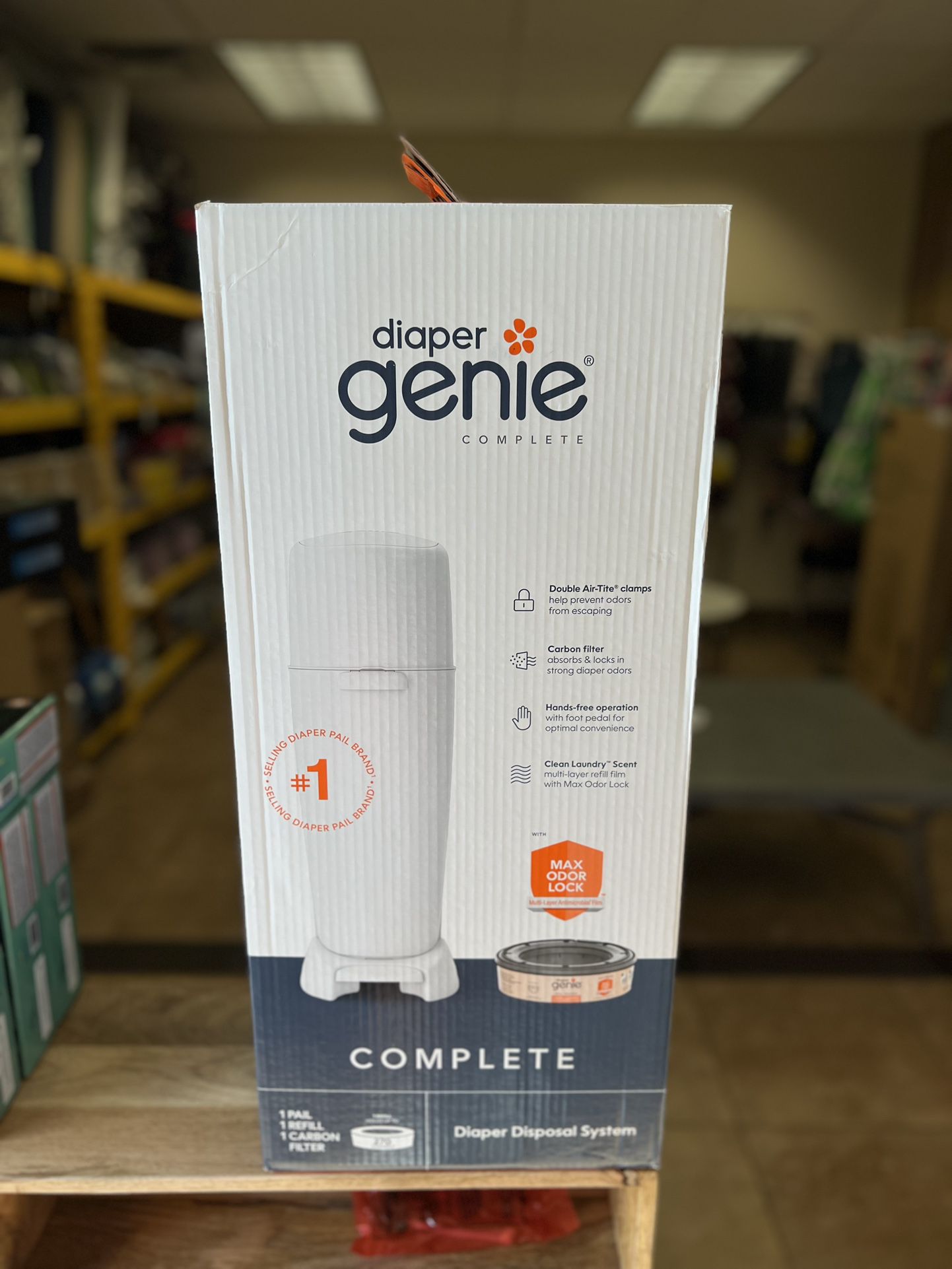 New Diaper Genie Complete White Diaper Pail with 1 Refill