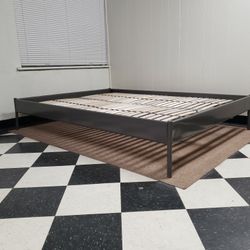Full size bed frame - can DELIVER almost anywhere for $20 extra - gently used and in very good condition 😍