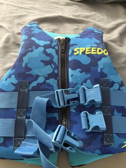 floater vest