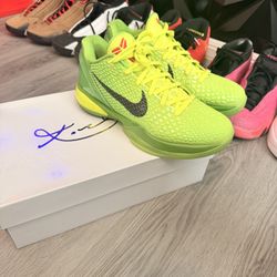 Grinch Kobe size 8 Slightly Worn $250