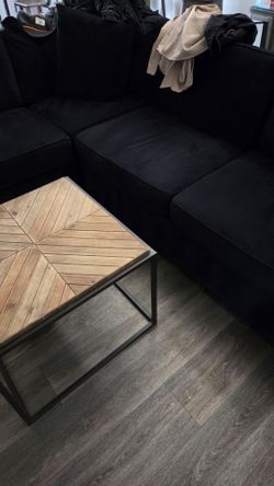 Couch black