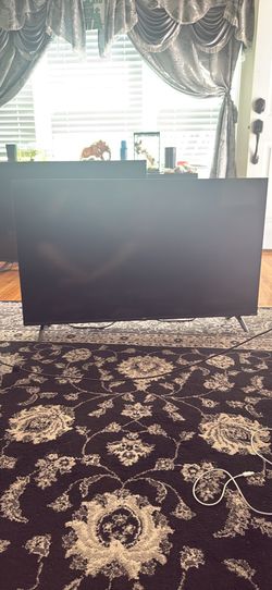 43 inch TLC Roku TV