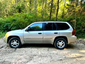 2004 GMC Envoy SLE Sport Utility