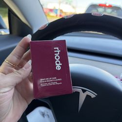 Rhode snap-on lip case