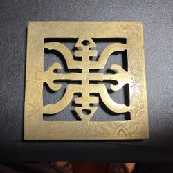 Brass Trivet             A-04              