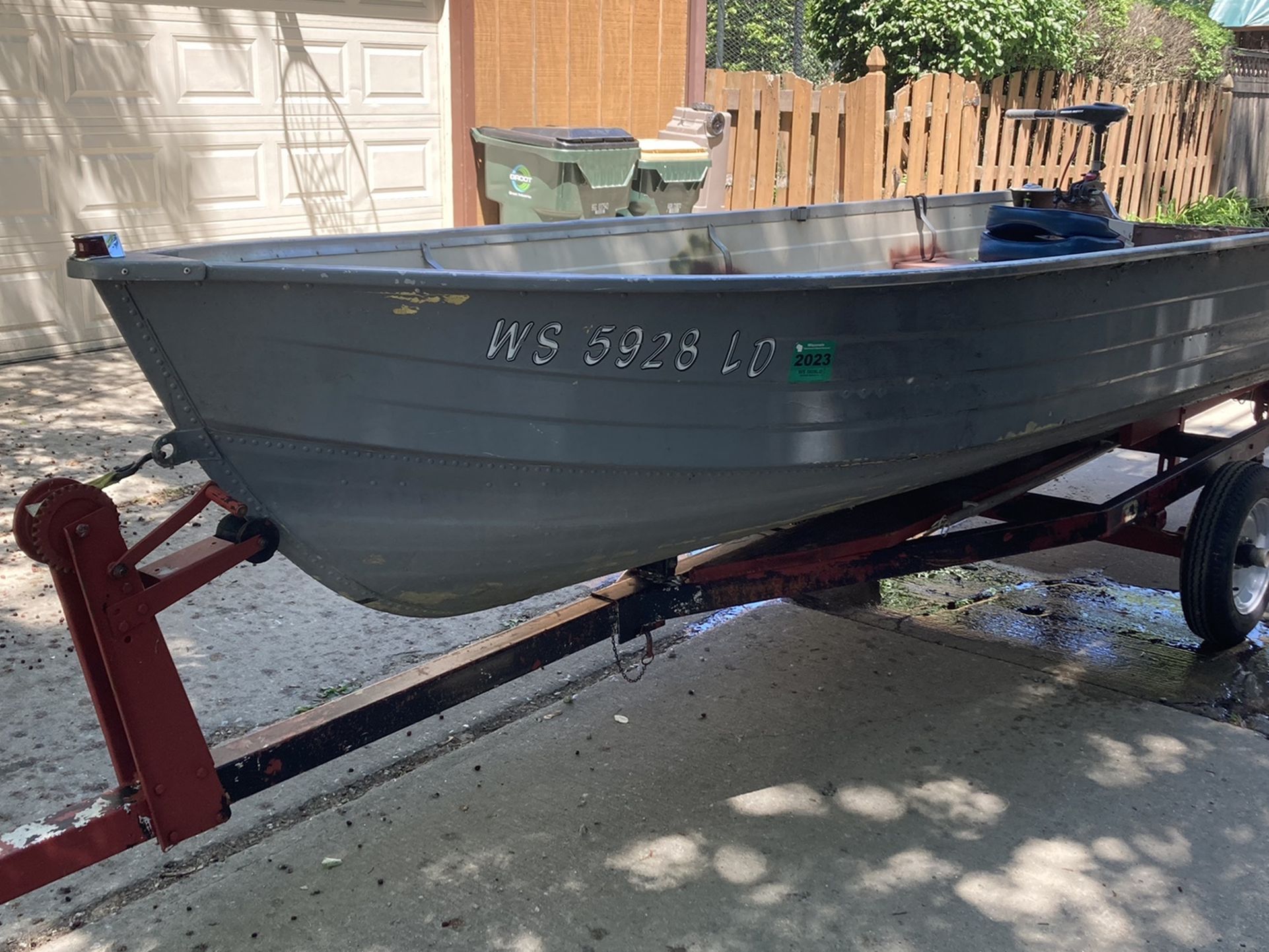 Deep Hull Fishing Boat