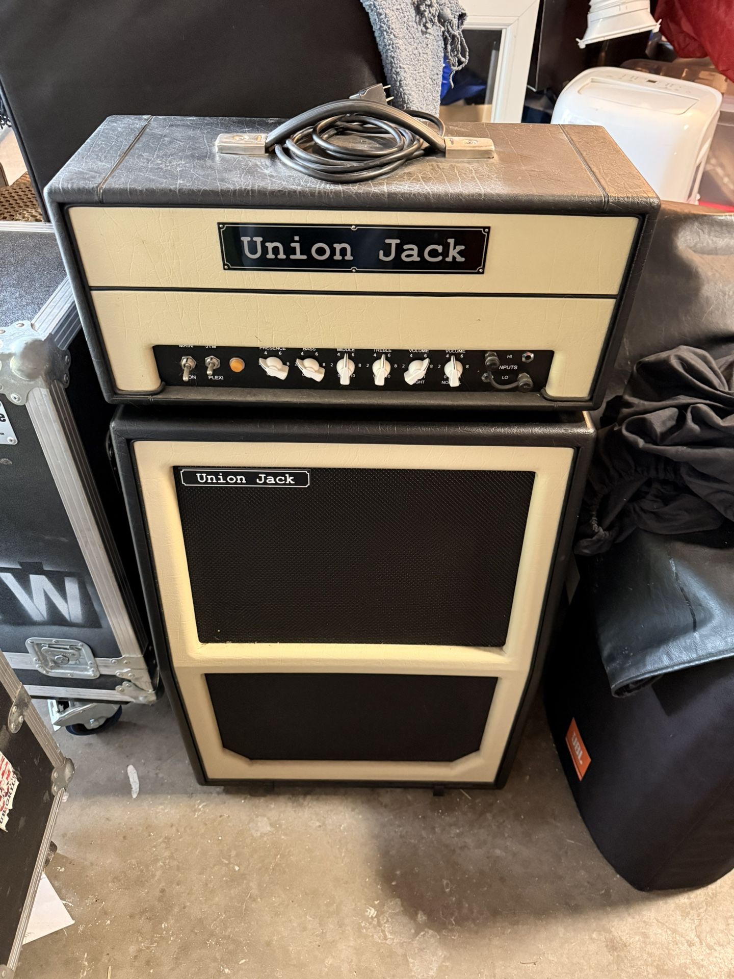 Marshall JTM/Plexi clone.