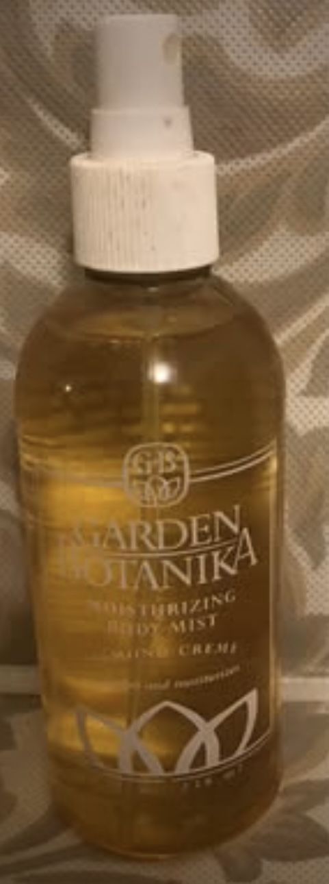 Garden Botanika Almond Crème Body Spray